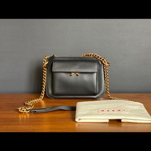 BANDOLEER TWO TONE POCKET CROSSBODY